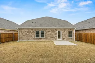 329 Amberville Dr, Red Oak, TX 75154 - Photo 14