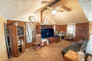 1318 W 2nd St, Breckenridge, TX 76424 - Photo 8