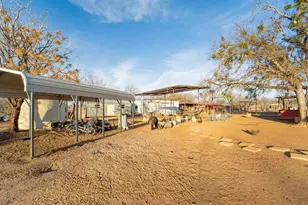 1318 W 2nd St, Breckenridge, TX 76424 - Photo 26