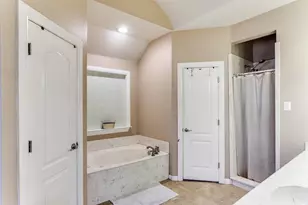 10001 County Rd 519, Burleson, TX 76028 - Photo 28