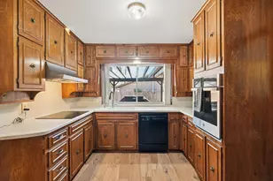 840 Ridge Dr, Bedford, TX 76021 - Photo 10