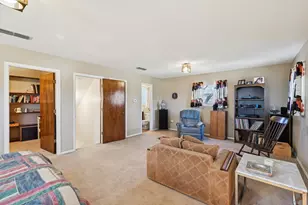 840 Ridge Dr, Bedford, TX 76021 - Photo 18