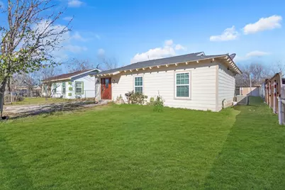 8115 Goldfield, Dallas, TX 75217 - Photo 2