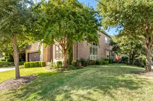 123 Alto Vista Dr, Irving, TX 75062 - Photo 2