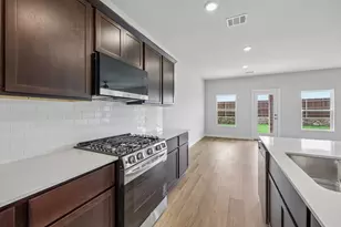 904 Wattle Ln, Alvarado, TX 76009 - Photo 14