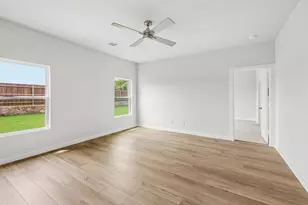 904 Wattle Ln, Alvarado, TX 76009 - Photo 4