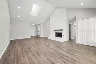 3719 Westminster Dr, Carrollton, TX 75007 - Photo 4