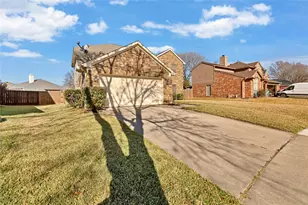 7117 Isle Royale Dr, Fort Worth, TX 76137 - Photo 36