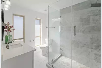 11022 Ferndale Road, Dallas, TX 75238 - Photo 32