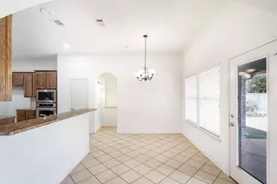 4901 Bellflower Way, Fort Worth, TX 76123 - Photo 12