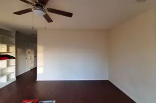 3803 O B Crowe Dr, Dallas, TX 75227 - Photo 4