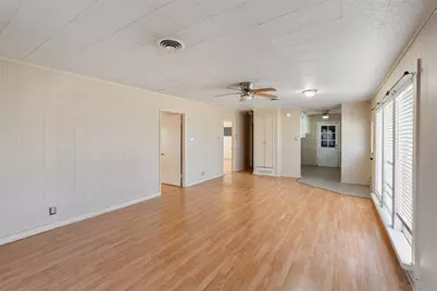 220 Hillcrest Drive, Tool, TX 75143 - Photo 12