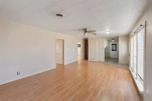 220 Hillcrest Dr, Tool, TX 75143 - Photo 12