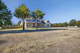 341 Guy Ln, Pottsboro, TX 75076 - Photo 4