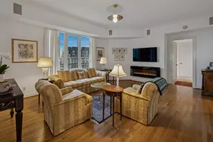 3401 Lee Pkwy, Dallas, TX 75219 - Photo 2