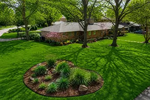 1402 Verano Dr, Dallas, TX 75218 - Photo 4