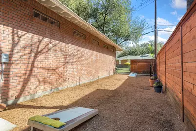 1402 Verano Drive, Dallas, TX 75218 - Photo 34