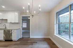 2105 Castle Oaks Dr, Arlington, TX 76012 - Photo 12