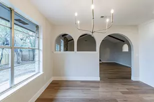 2105 Castle Oaks Dr, Arlington, TX 76012 - Photo 14