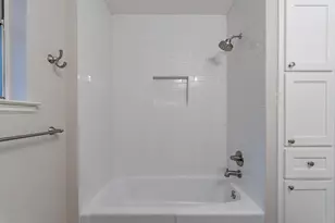 2105 Castle Oaks Dr, Arlington, TX 76012 - Photo 26