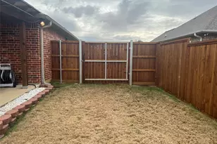 312 W McAfee Dr, Mabank, TX 75147 - Photo 38