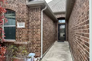 5200 Cross Plains Ct, Fort Worth, TX 76126 - Photo 2