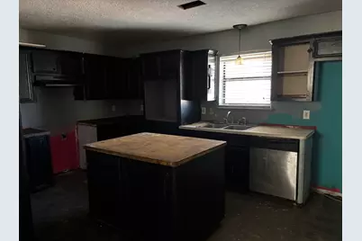 1214 Martin Luther King Drive, Livingston, TX 77351 - Photo 6