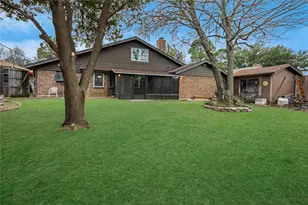 1303 Paisley Dr, Arlington, TX 76015 - Photo 28