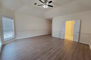 5207 W Cove Way, Grand Prairie, TX 75052 - Photo 12