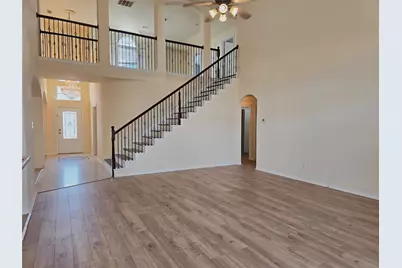 5207 W Cove Way, Grand Prairie, TX 75052 - Photo 6