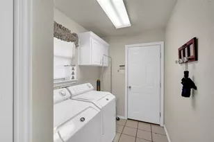 530 Queens Way, Grand Prairie, TX 75052 - Photo 12