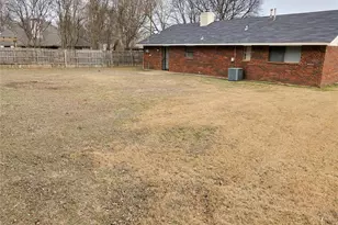 1018 Alexis Ct, Glenn Heights, TX 75154 - Photo 12