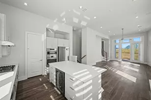 381 E Greenbriar Ln, Dallas, TX 75203 - Photo 6