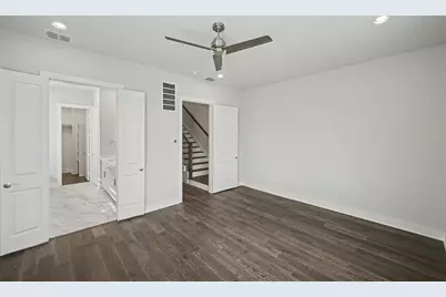 381 E Greenbriar Lane #1501, Dallas, TX 75203 - Photo 14