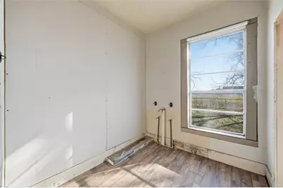 5525 Bakers Lane, Haltom City, TX 76117 - Photo 18