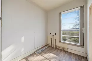 5525 Bakers Ln, Haltom City, TX 76117 - Photo 18