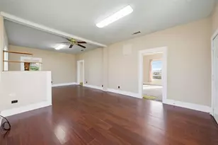 5525 Bakers Ln, Haltom City, TX 76117 - Photo 6