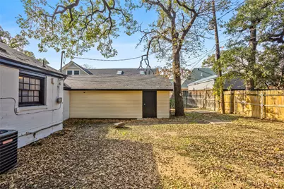 2513 Carnation Avenue, Fort Worth, TX 76111 - Photo 22