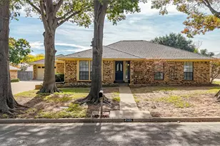 2626 Collard Rd, Arlington, TX 76017 - Photo 2