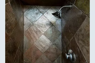 631 Fiesta Circle, Irving, TX 75063 - Photo 4