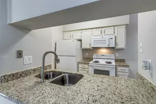 9747 Whitehurst Dr, Dallas, TX 75243 - Photo 6