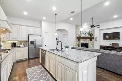 6804 Grand Mesa Parkway, McKinney, TX 75070 - Photo 2