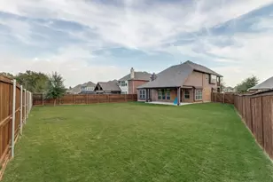 1605 Barnard Ln, Savannah, TX 76227 - Photo 2