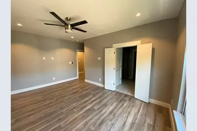 5808 Lindell Avenue #101, Dallas, TX 75206 - Photo 6