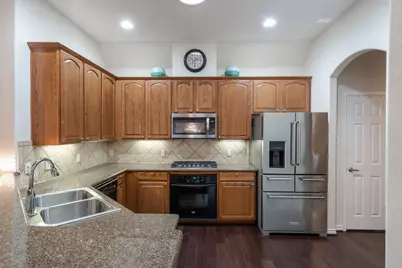 7913 Southmark Drive, Frisco, TX 75035 - Photo 16