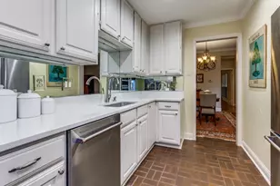 12275 Montego Plaza, Dallas, TX 75230 - Photo 10