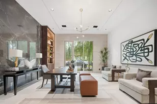 10920 Strait Ln, Dallas, TX 75229 - Photo 14