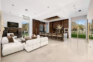 10920 Strait Ln, Dallas, TX 75229 - Photo 12