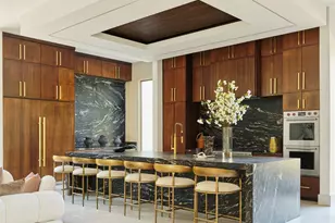 10920 Strait Ln, Dallas, TX 75229 - Photo 10