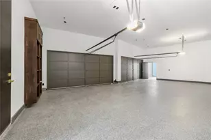 10920 Strait Ln, Dallas, TX 75229 - Photo 34